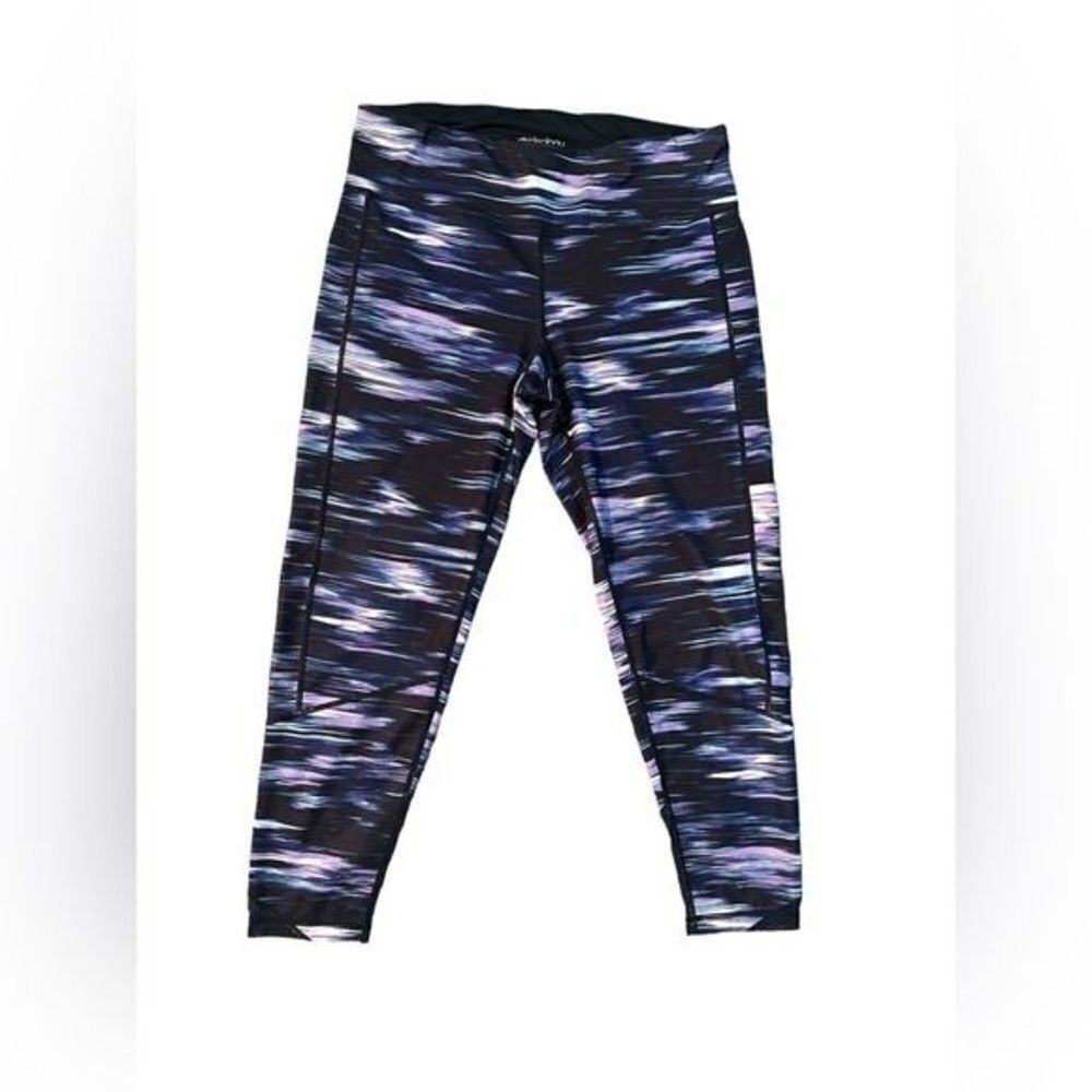 IDEOLOGY Purple Black Space Dye
Cropped Leggings with Black mesh at back hem S